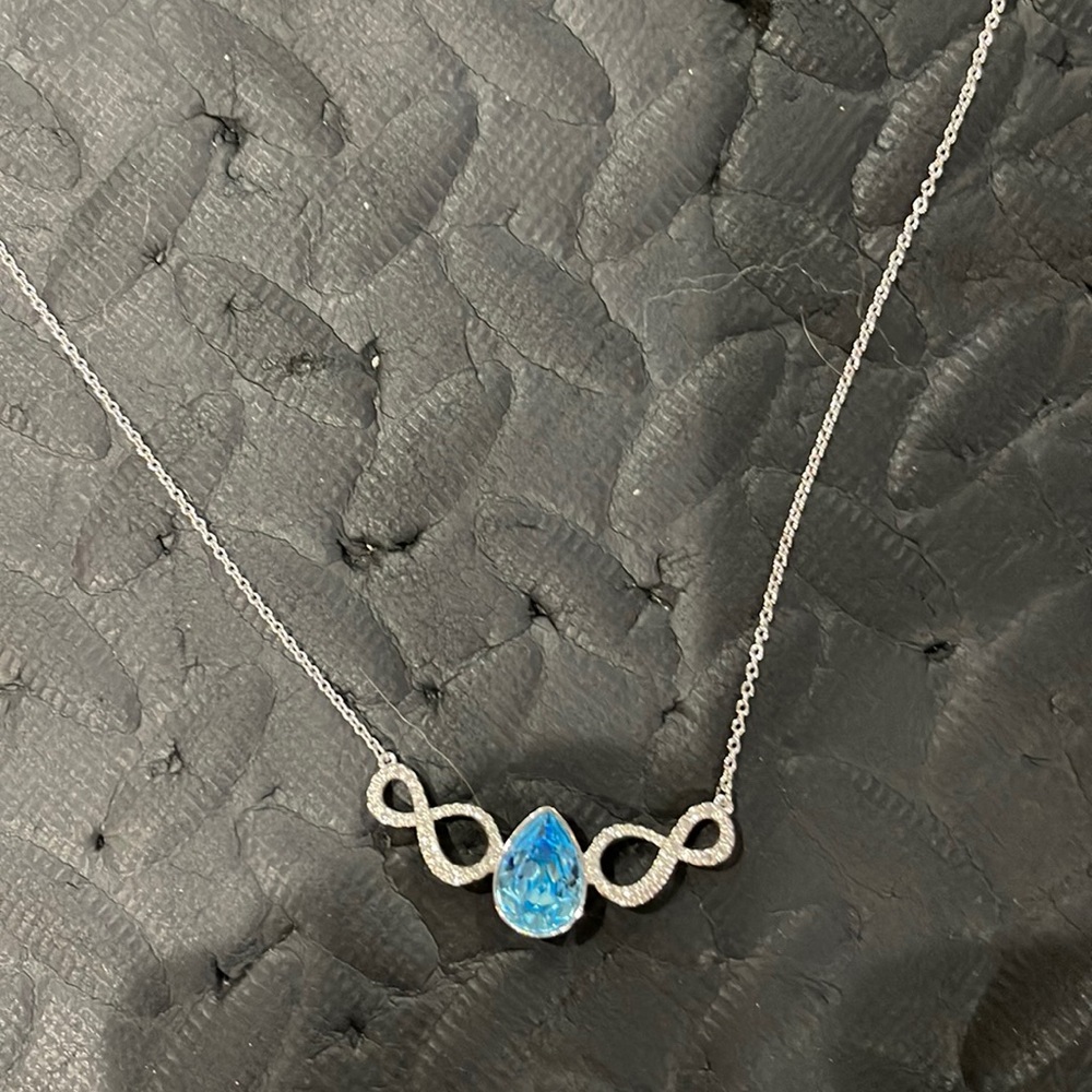 Swarovski crystal light blue necklace  perfect condition